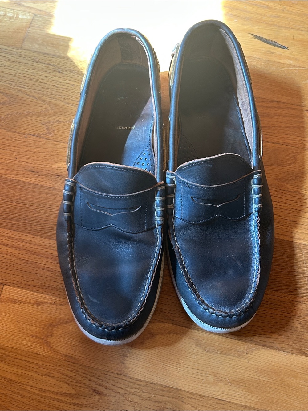 Allen Edmonds Kirkwood Navy Leather Penny Loafers with Contrast Sole